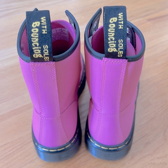 Women’s Dr Marten Zavala Combat Boot - Picture 2 of 4